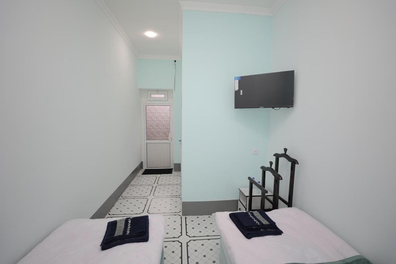Hotel S & D Hostel Tasken Kültér fotó